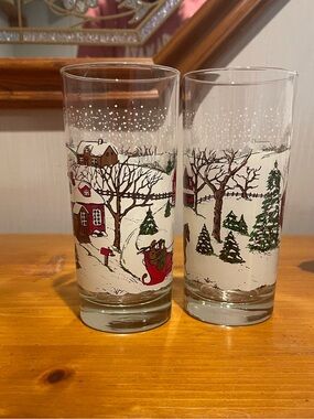 Set of 8 Holiday Winter Village Highball Glasses